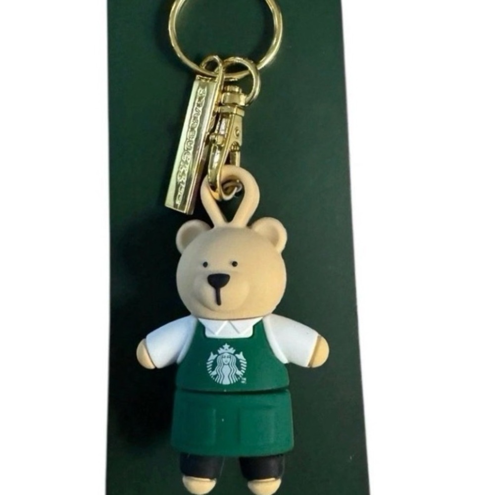 🫶🏻🤍Starbucks spare keychain with Starbucks apron on him